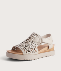 Ansh Almond Leather Sandals