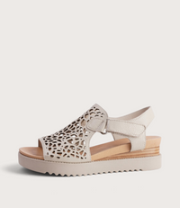 Ansh Almond Leather Sandals