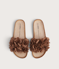 Corsage Truffle Slides