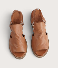 Los Patios Coconut Leather Wedges