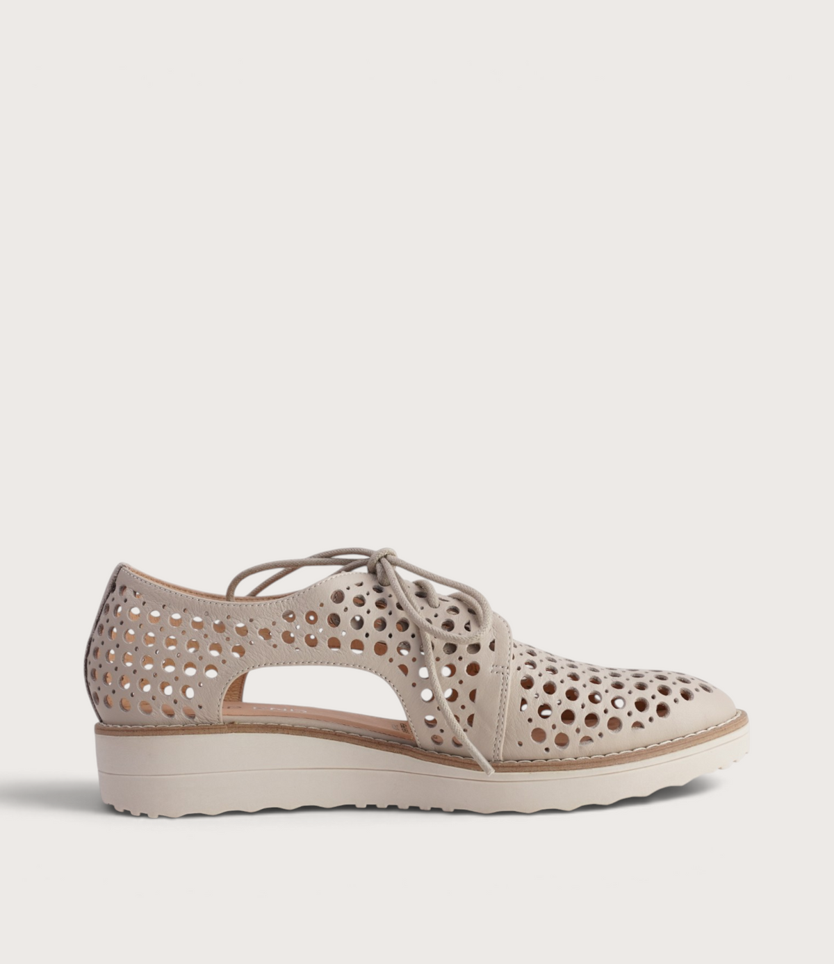Onstage Vanilla/ Vanila Sole Sneakers - TOP END | Shouz