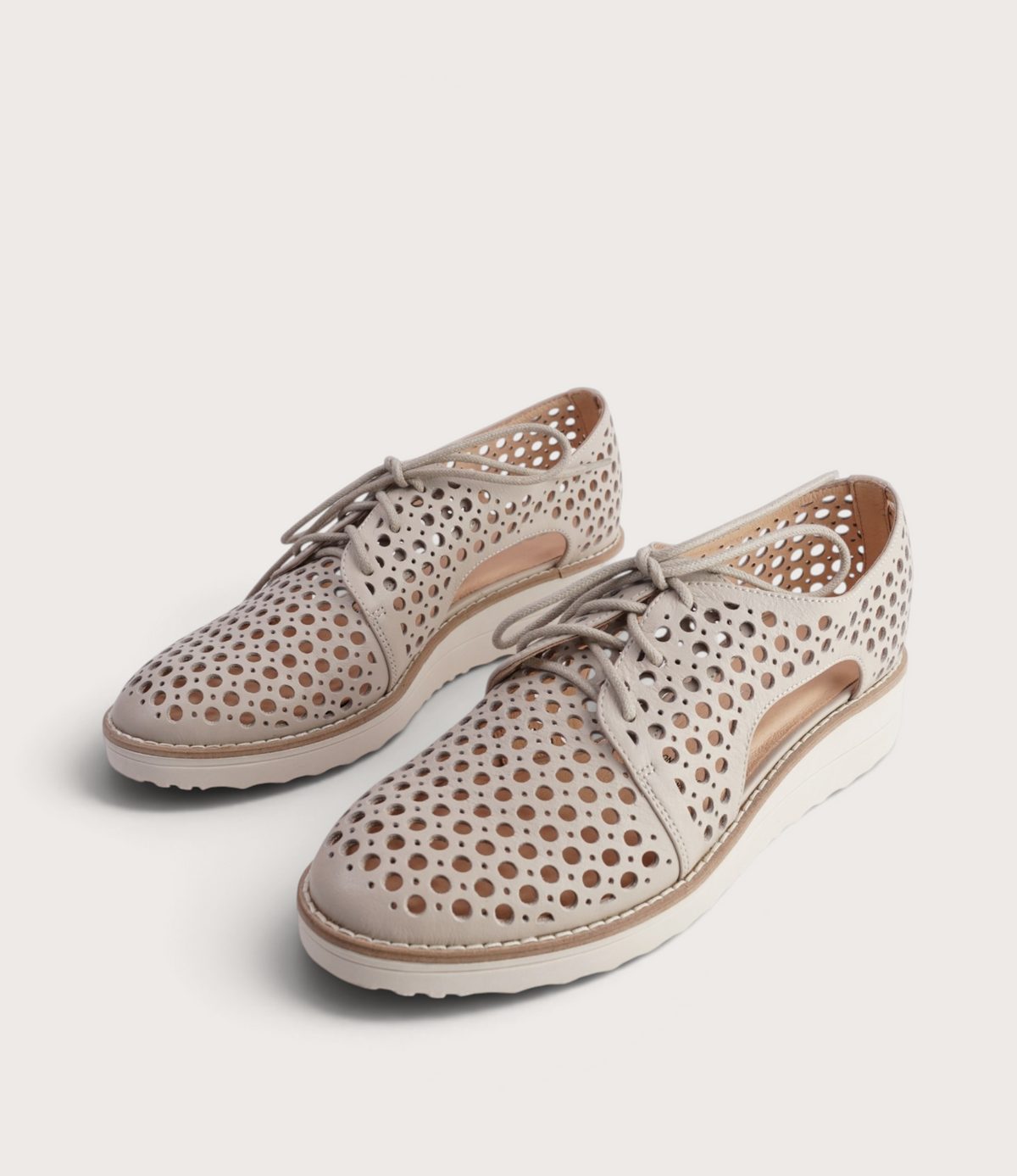 Onstage Vanilla/ Vanila Sole Sneakers