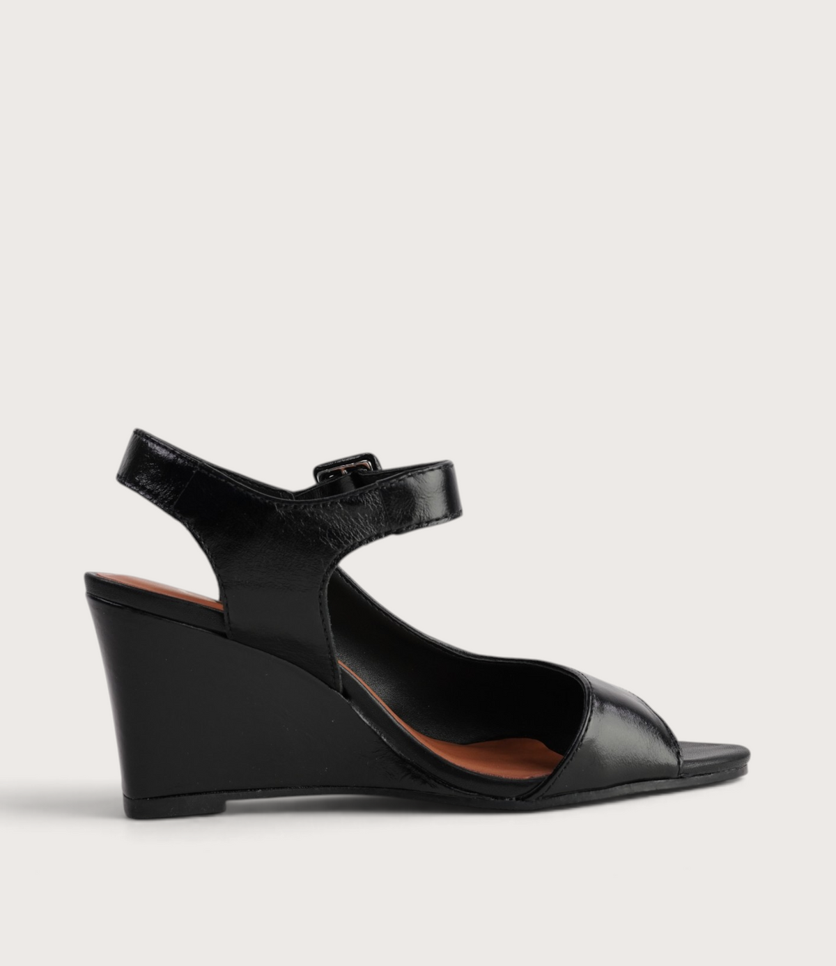 Eloa Black Leather Wedges