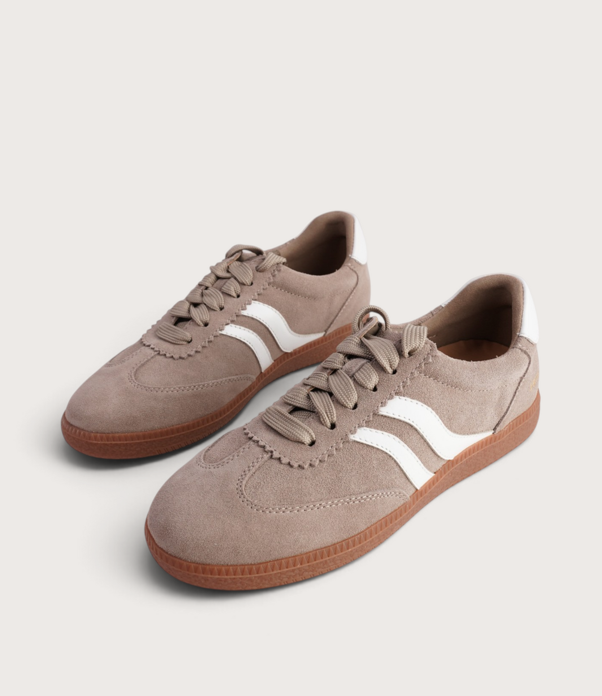 Hamptons Lt Taupe/ White Suede Sneakers
