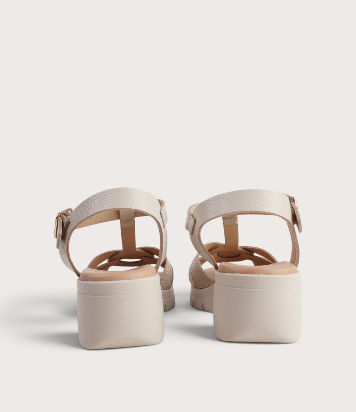 Hermia Lima/ Cosmic Latte Leather Sandals