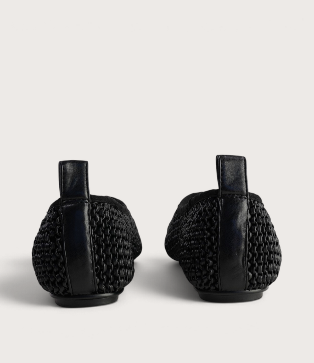 Vevia Black Ballet Flats - DJANGO AND JULIETTE | Shouz