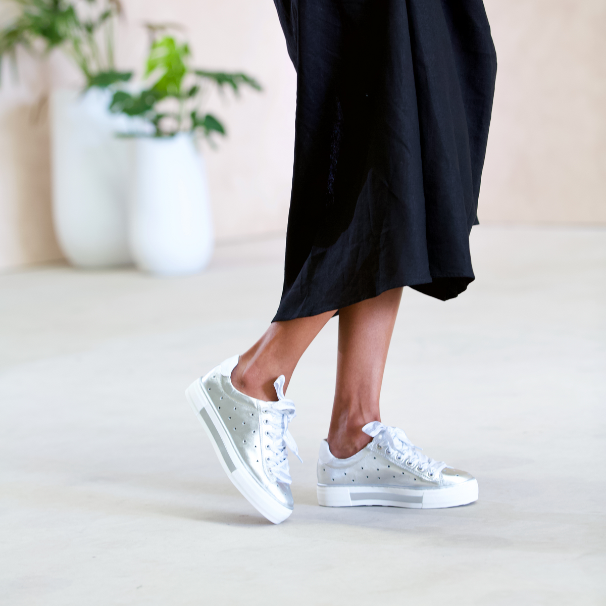 Fennas Silver Leather Sneakers