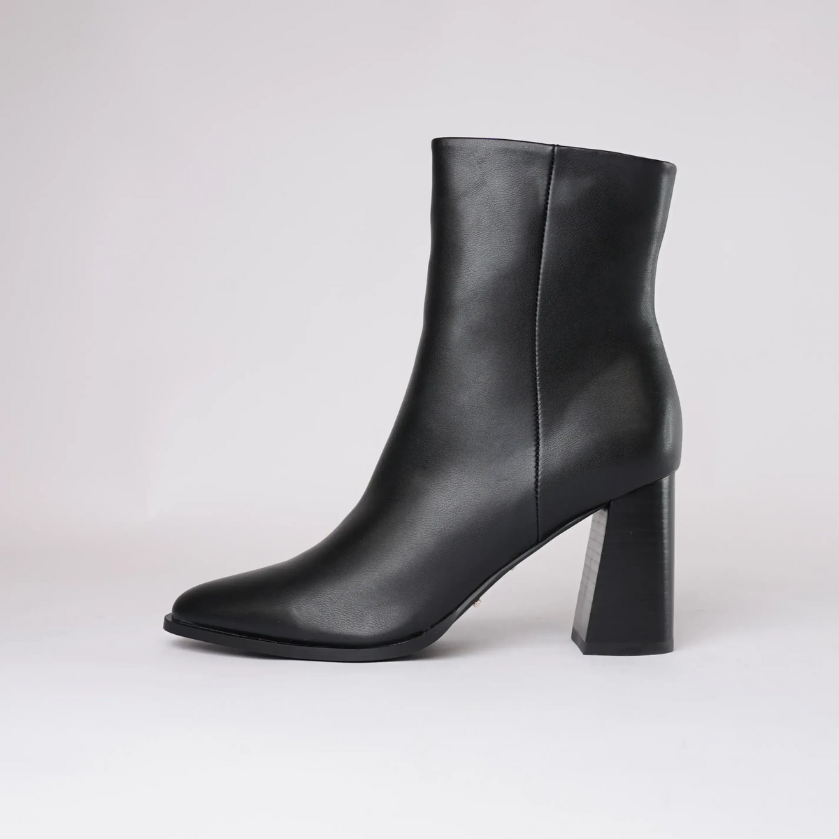 Kaysen Black Ankle Boots