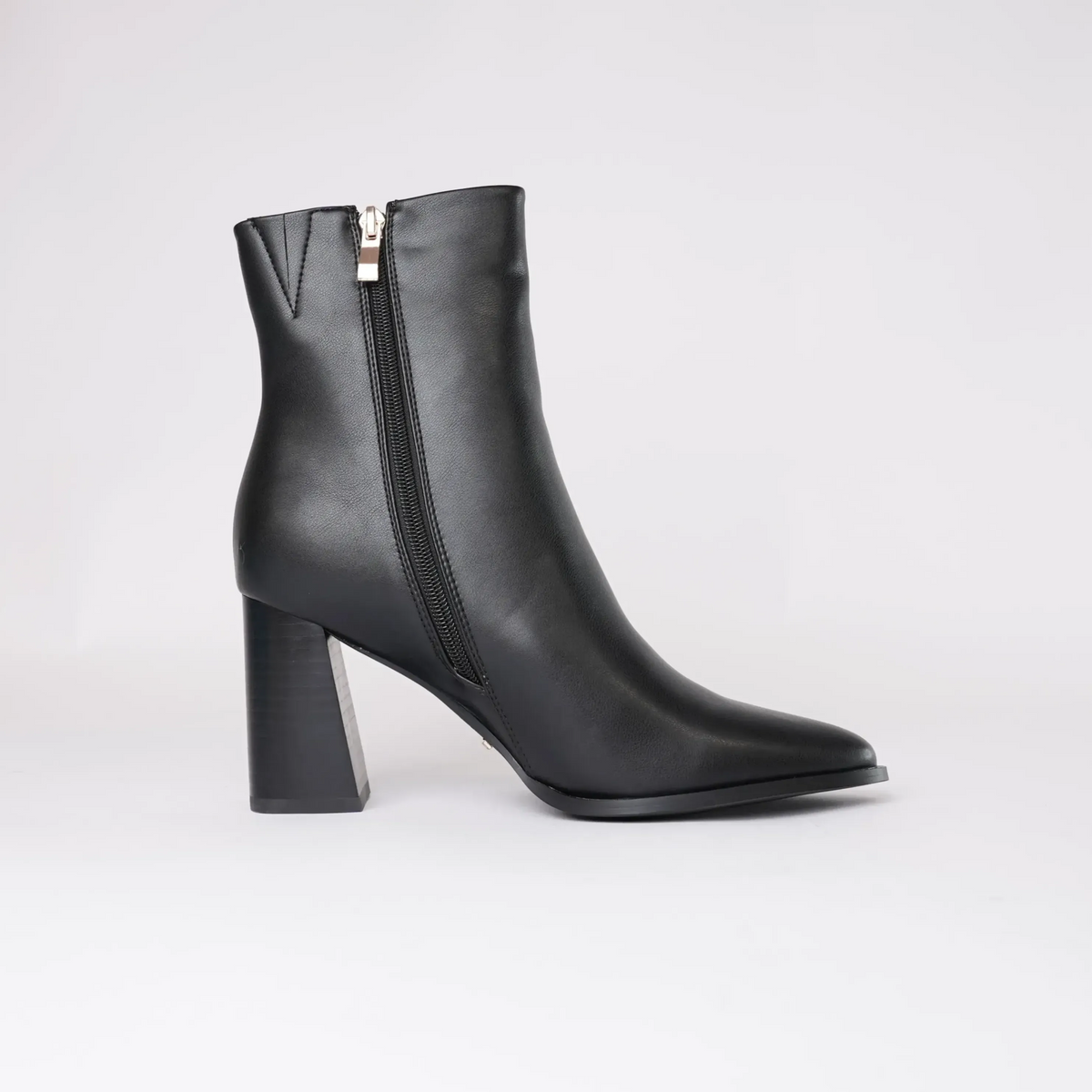 Kaysen Black Ankle Boots - BILLINI | Shouz