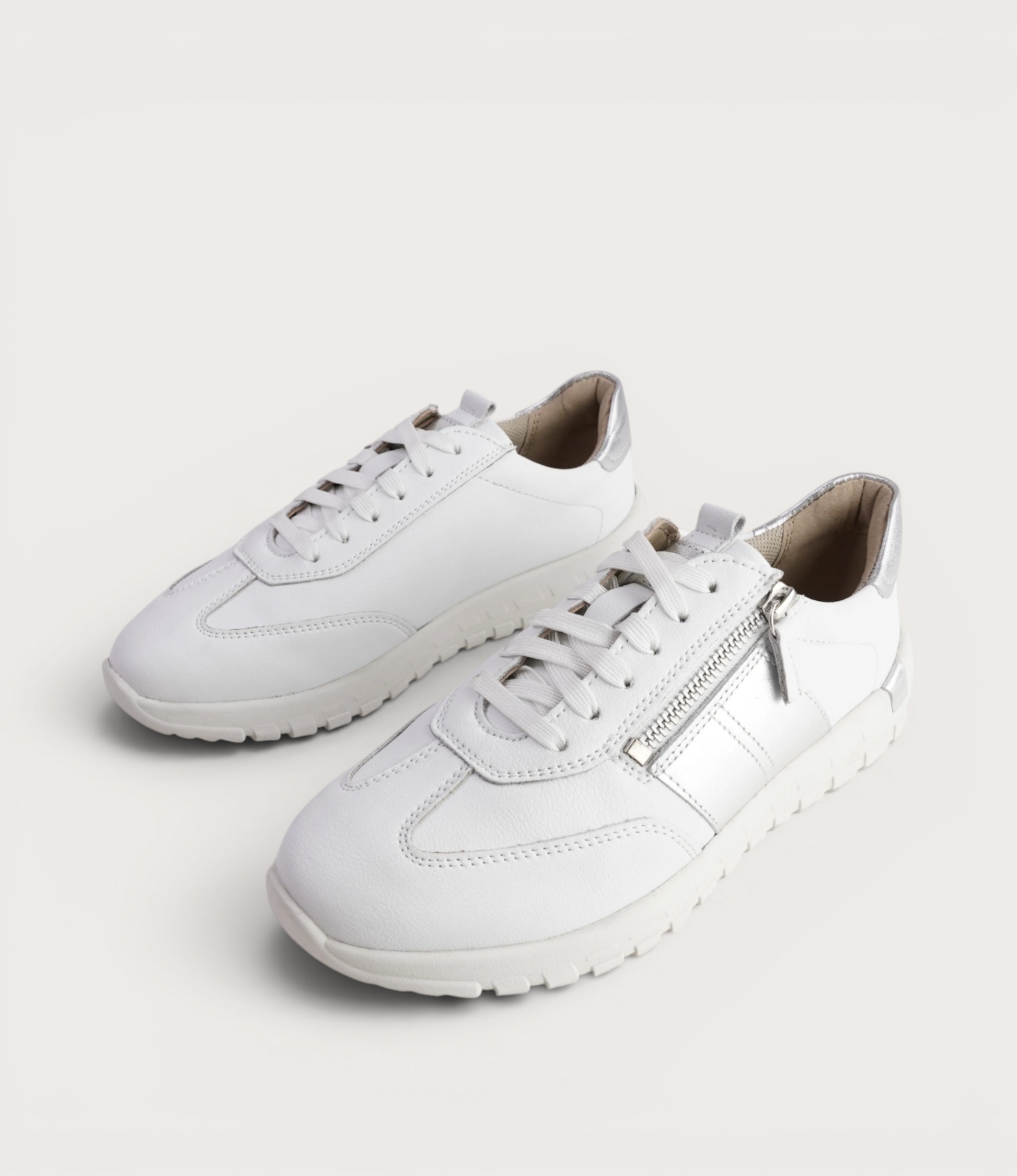Gabby 01 White Silver Leather Sneakers