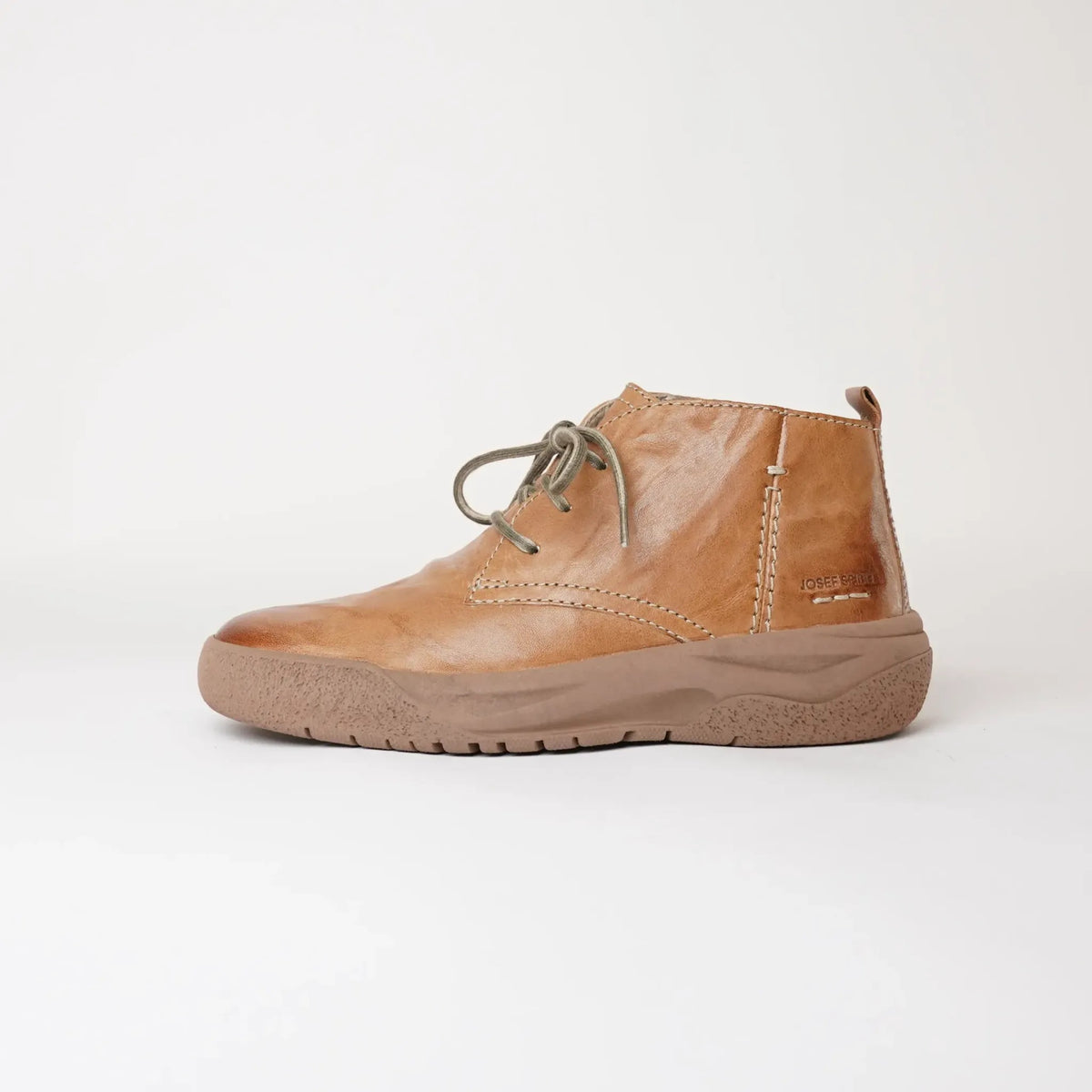 Alina 04 Camel Leather Ankle Boots