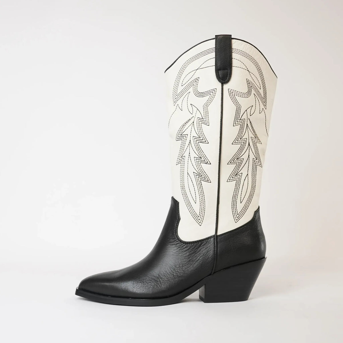 Riding Black / Cream Leather Embroidery Knee High Boots