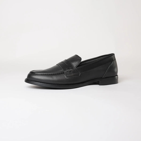 Livana Black Leather Loafers